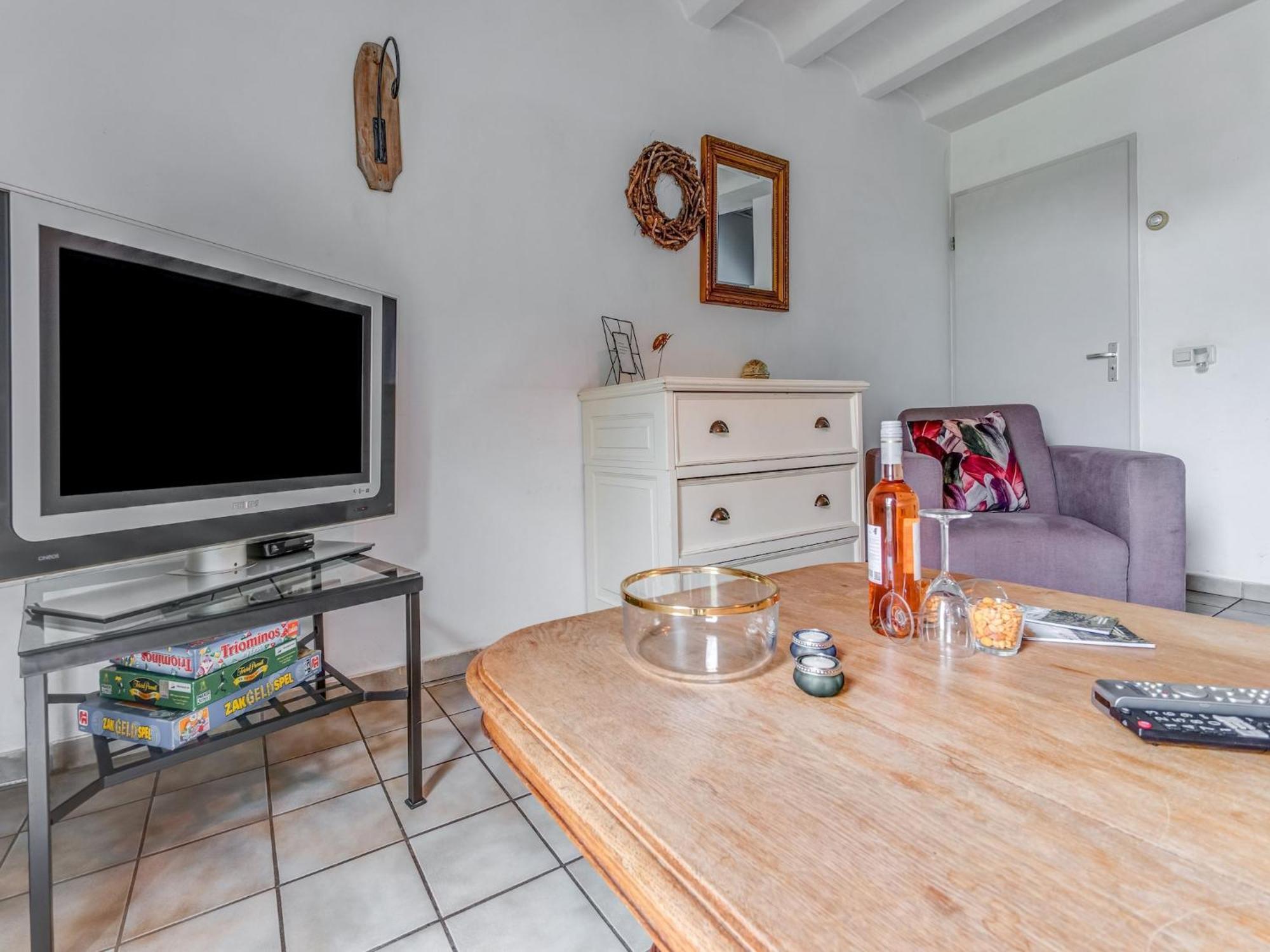 Vakantiehuis Homes In With A Picturesque Garden *