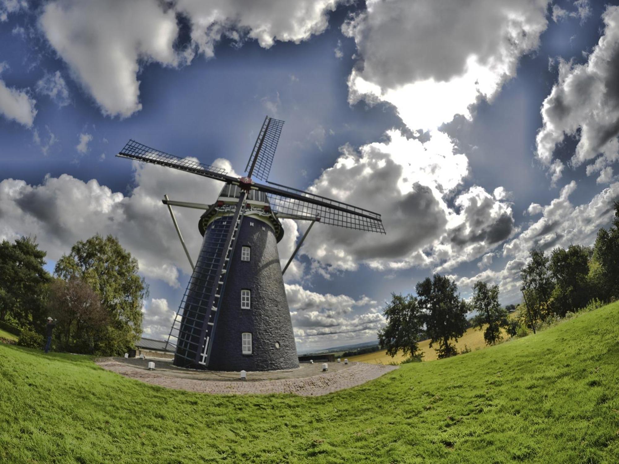 Homes In With A Picturesque Garden Vakantiehuis